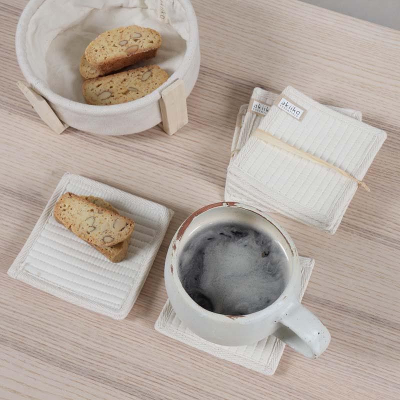 Buy Kawaii Striped Coasters - Set Of Twelve Coasters from Vaaree