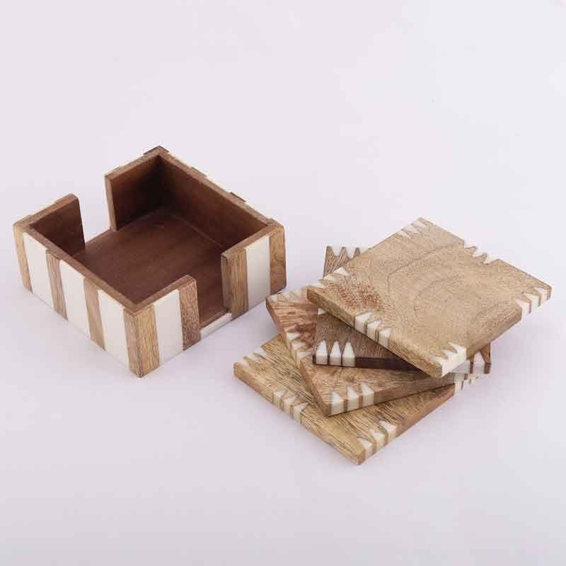 Buy Mirage Minimalistic Wooden Coaster - Set Of Four Coasters from Vaaree