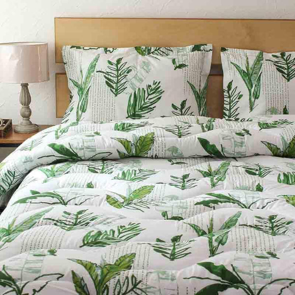 Buy Vanam Comforter - Green Comforters & AC Quilts from Vaaree