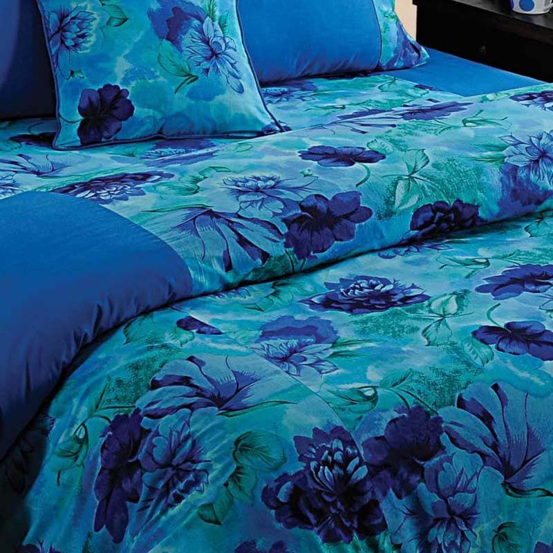 Buy Blue Bliss Comforter Comforters & AC Quilts from Vaaree