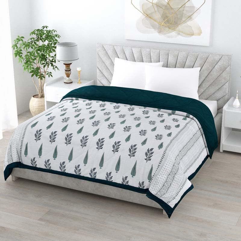 Buy Enchanting Firs Double Comforter Comforters & AC Quilts from Vaaree