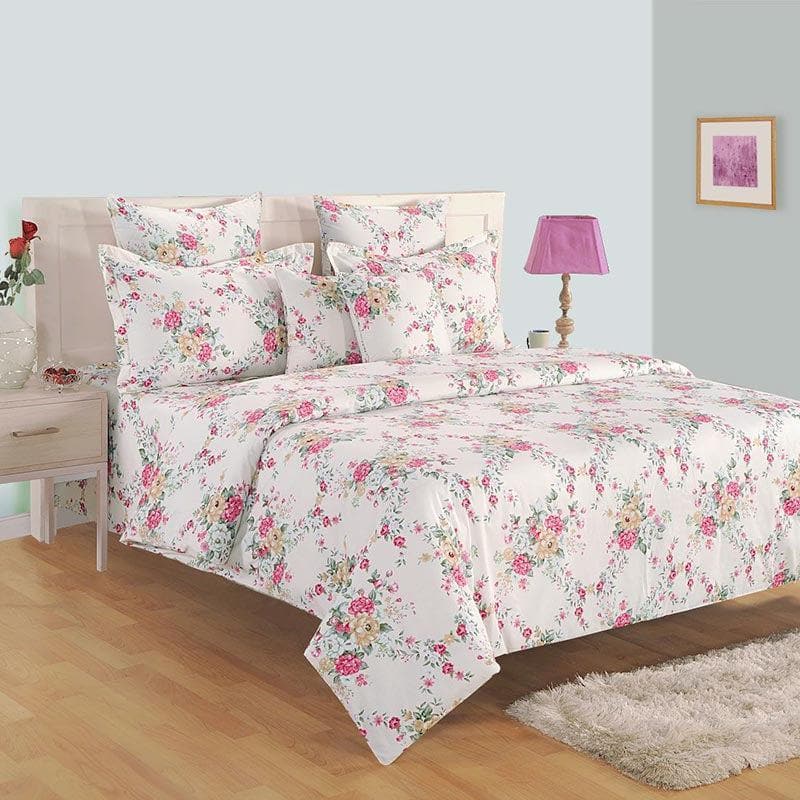 Buy Endless Spring Comforter Comforters & AC Quilts from Vaaree