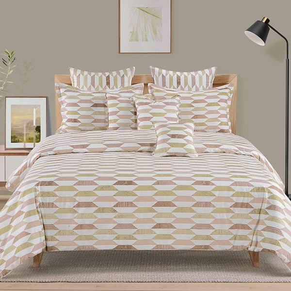 Buy Comforters & AC Quilts - Orange Tessellated Modern Comforter at Vaaree online