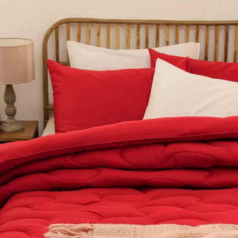 Buy Rugmini Comforter - Red Comforters & AC Quilts from Vaaree