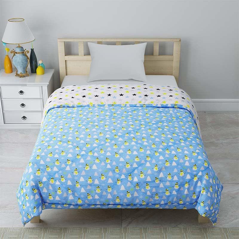 Buy Snow & Stars Reversible Kids Comforter - Blue Comforters & AC Quilts from Vaaree