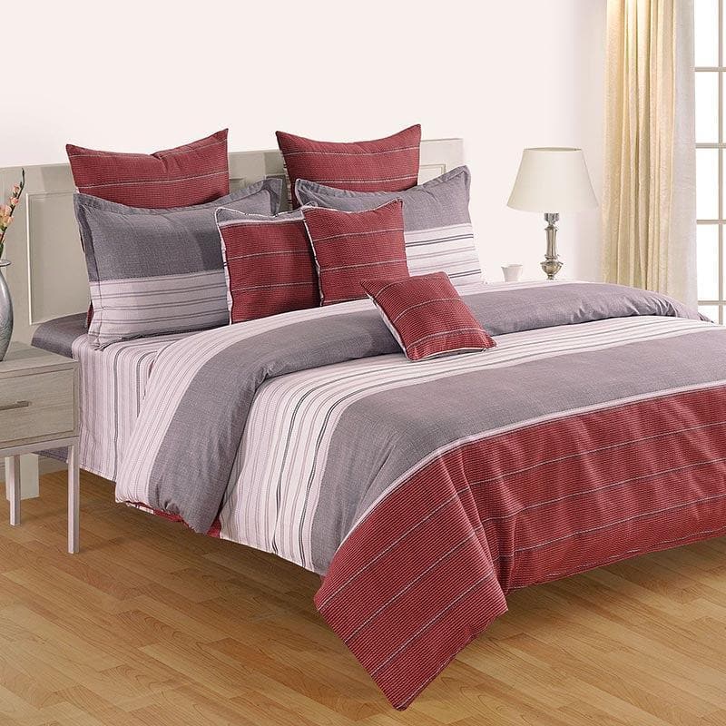 Buy Striped Lavender Comforter Comforters & AC Quilts from Vaaree