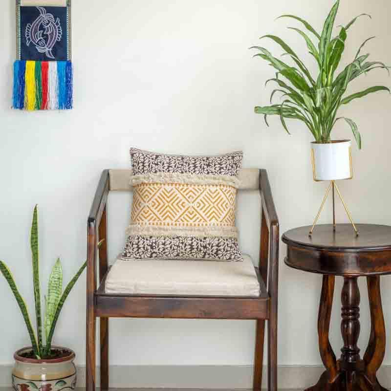 Buy Abstract Treat Cushion Cover Cushion Covers from Vaaree