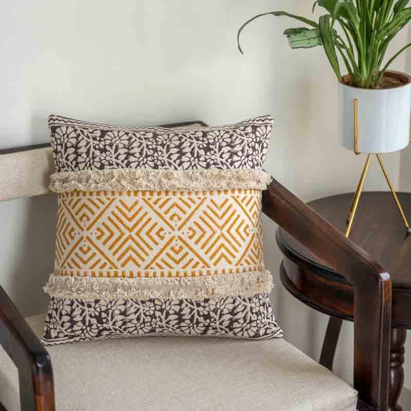 Buy Abstract Treat Cushion Cover Cushion Covers from Vaaree