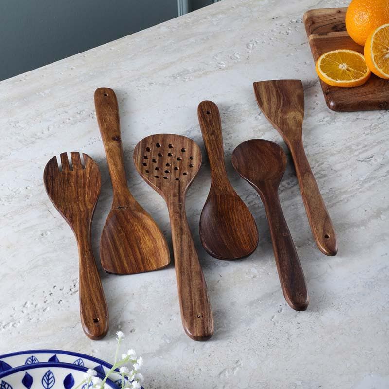 Buy Vienna Cutlery - Set Of Six Cutlery Set from Vaaree