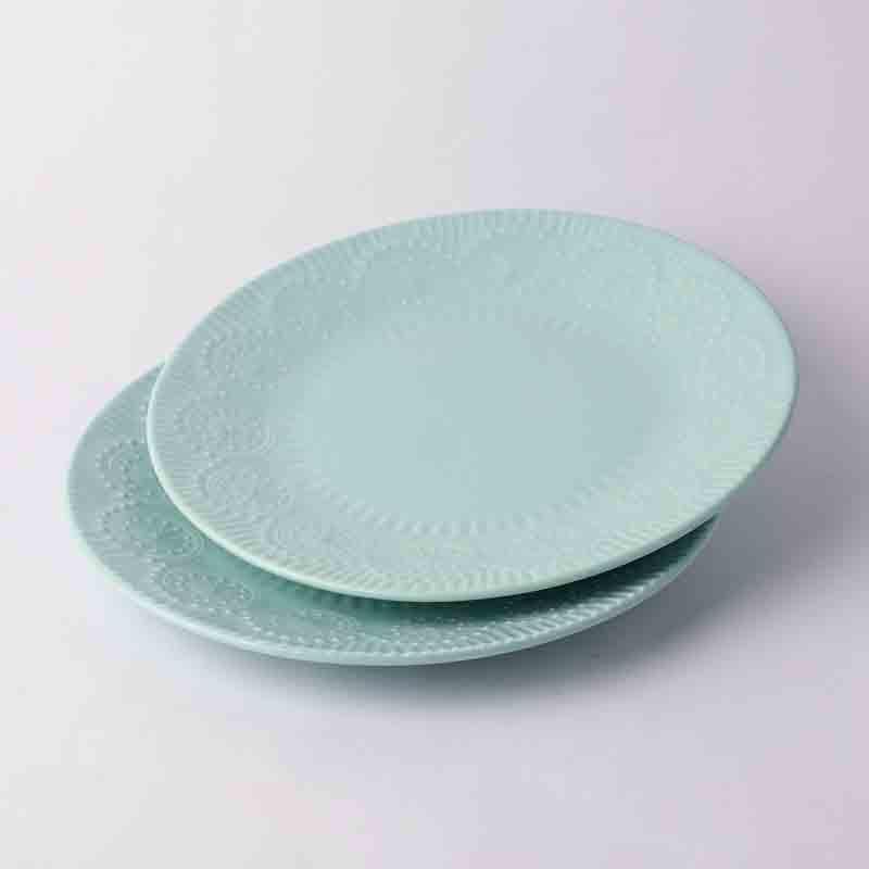 Buy Crown Dinner Plate - Green - Set Of Two Dinner Plate from Vaaree