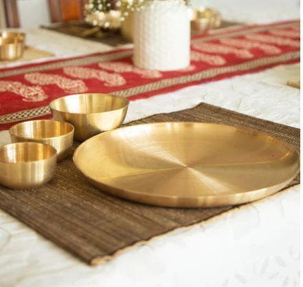 Buy Dinner Plate - Daffodil Bronze Plate Set - Four Pieces at Vaaree online