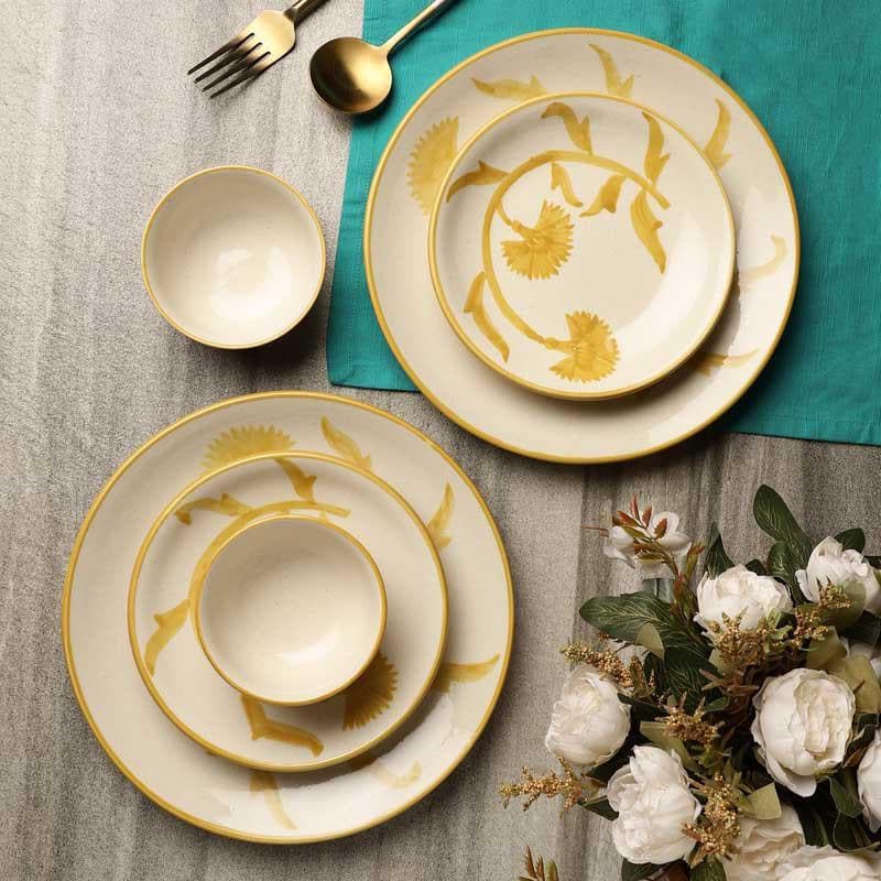 Buy Fleur-de-lis Dinner Set - Six Piece Set Dinner Set from Vaaree