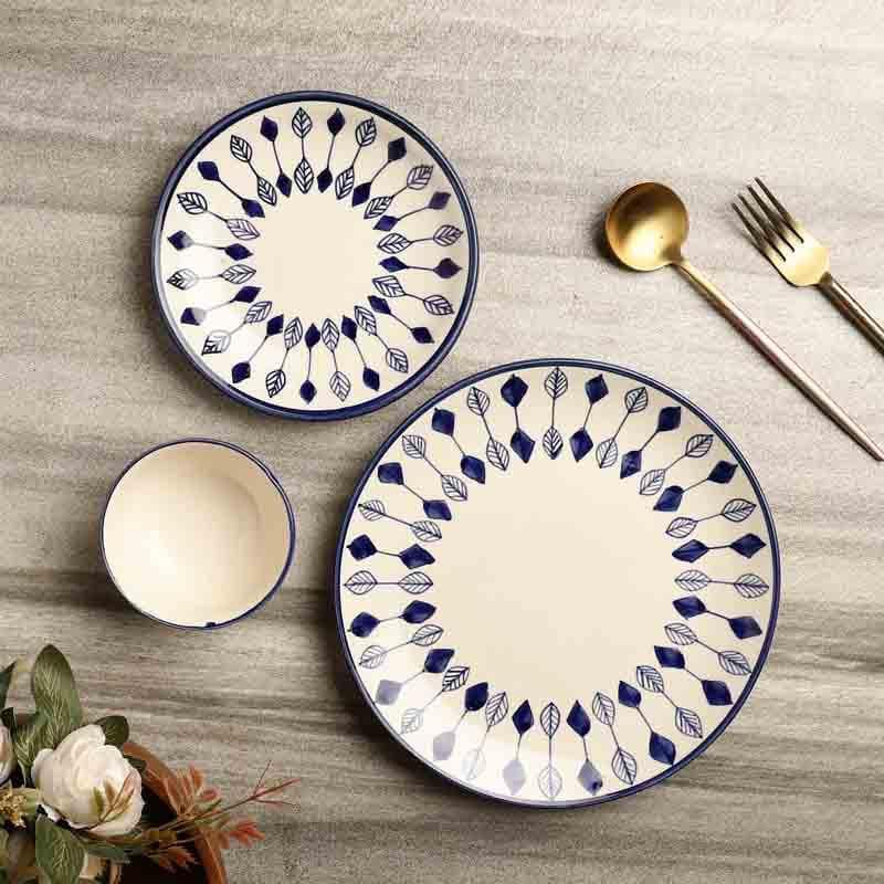 Buy Teer Dinner Set - Six Piece Set Dinner Set from Vaaree