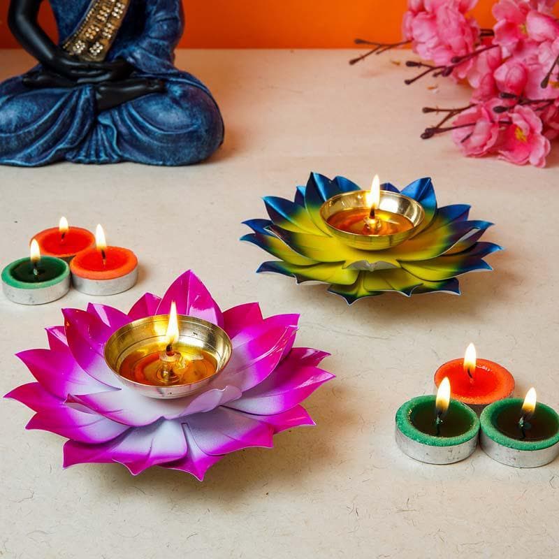 Buy Sacred Bloom Diya- Set Of Two Diyas from Vaaree