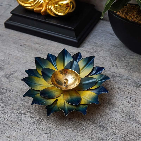 Buy Sacred Bloom Diya- Yellow/Blue Diyas from Vaaree