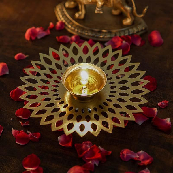 Buy Sunshine Diya Diyas from Vaaree