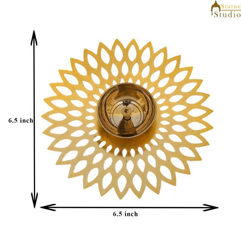 Buy Sunshine Diya Diyas from Vaaree