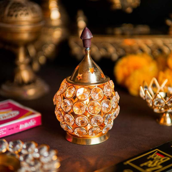 Buy Thousand Lights Diya Diyas from Vaaree