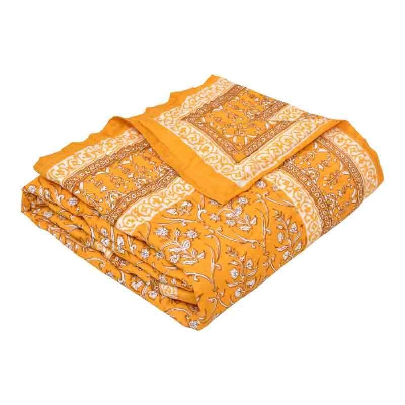 Buy Bouquet Butta Printed Razai - Orange Dohars from Vaaree