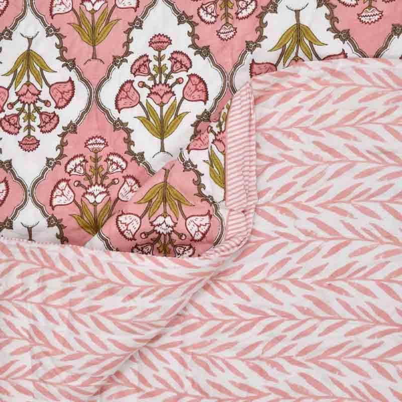 Buy Inflorescence Printed Razai - Peach Dohars from Vaaree