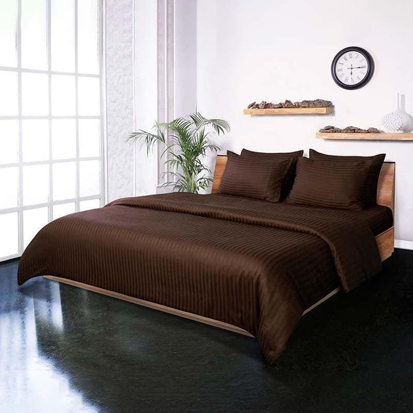 Buy Classic Striped Duvet Cover (Brown) Duvet Covers from Vaaree