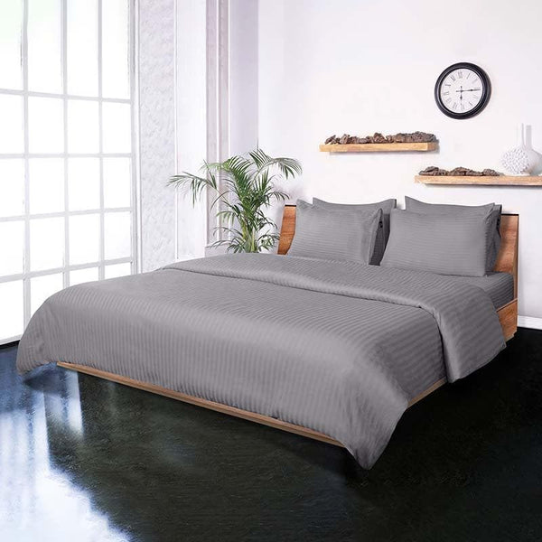 Buy Classic Striped Duvet Cover (Silver) Duvet Covers from Vaaree