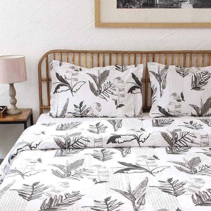 Buy Vanam Duvet Cover - Grey Duvet Covers from Vaaree