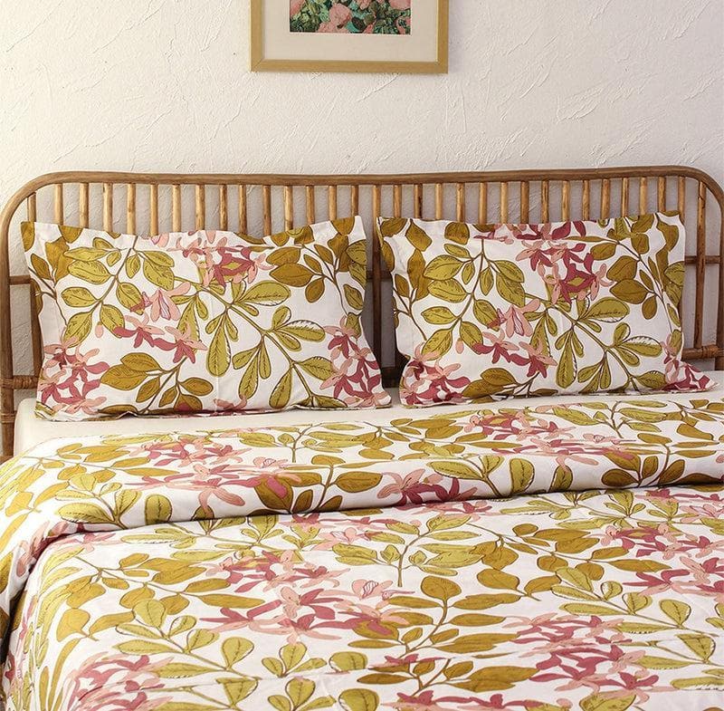 Buy Moringa Duvet Cover - Pink Duvet Covers from Vaaree