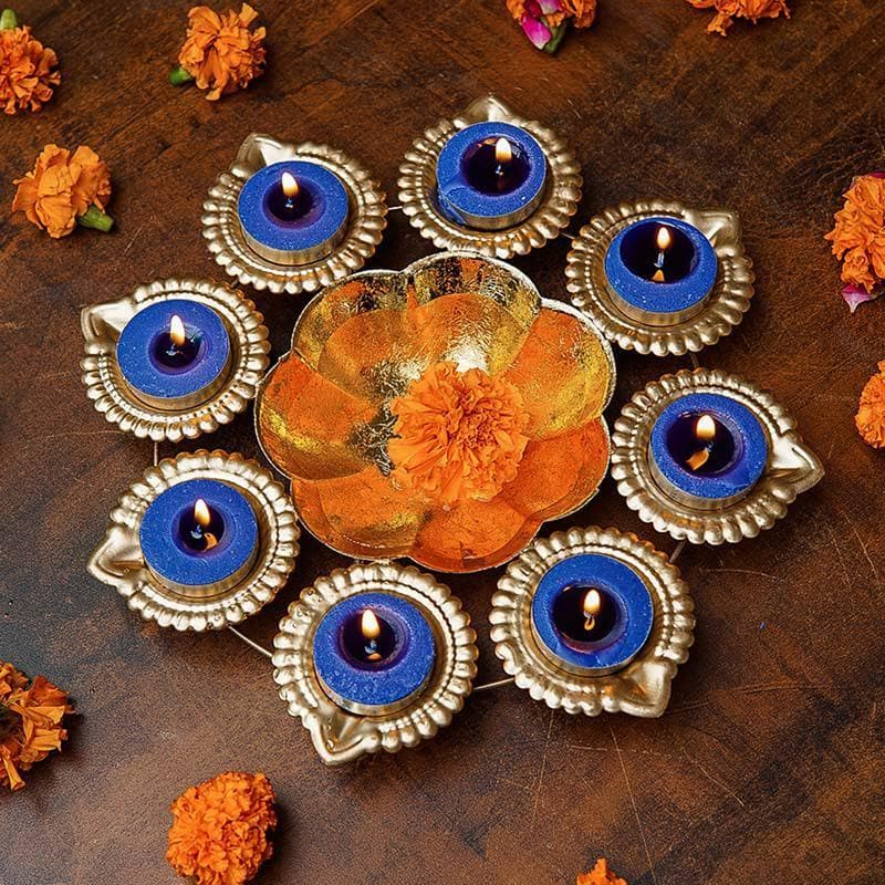 Buy Ethnic Urli With Multiple Diya Holder Urli from Vaaree