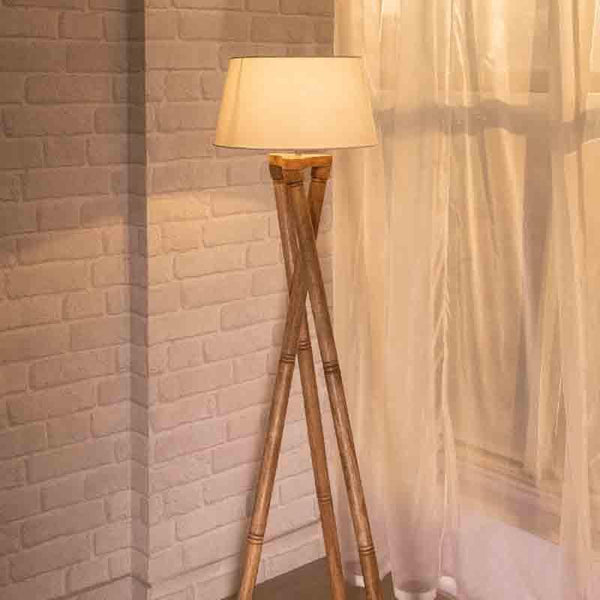 Floor Lamp - Criss Crossed Tripod Lamp - White