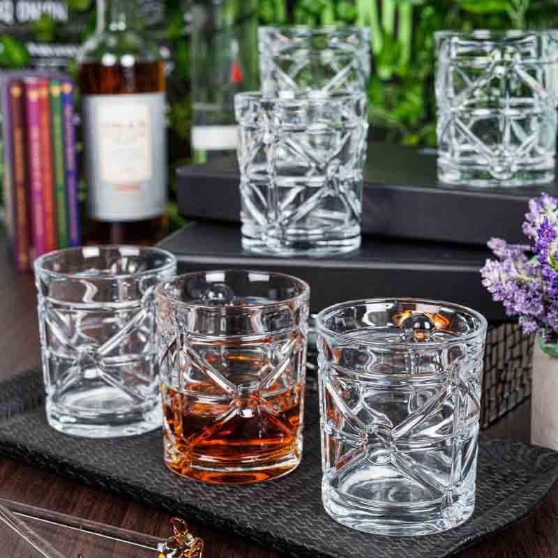 Buy Billy Whiskey Glass(280 ml ) - Set of Six Scotch & Whiskey Glasses from Vaaree