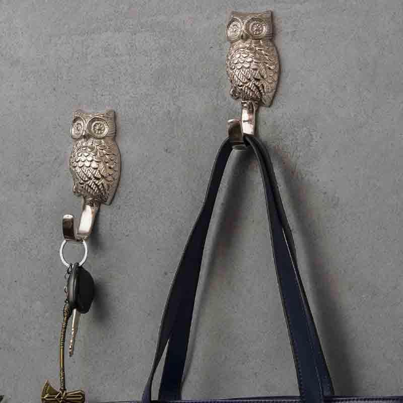 Buy Wise Owls Wall Hook - Set Of Two Hooks & Key Holders from Vaaree