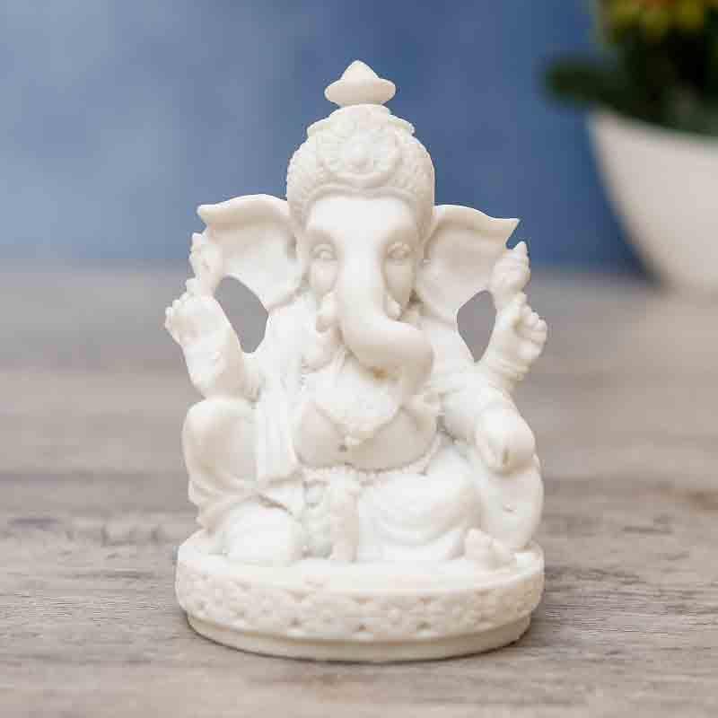 Buy Pristine Ganpati Bappa Statue Idols & Sets from Vaaree