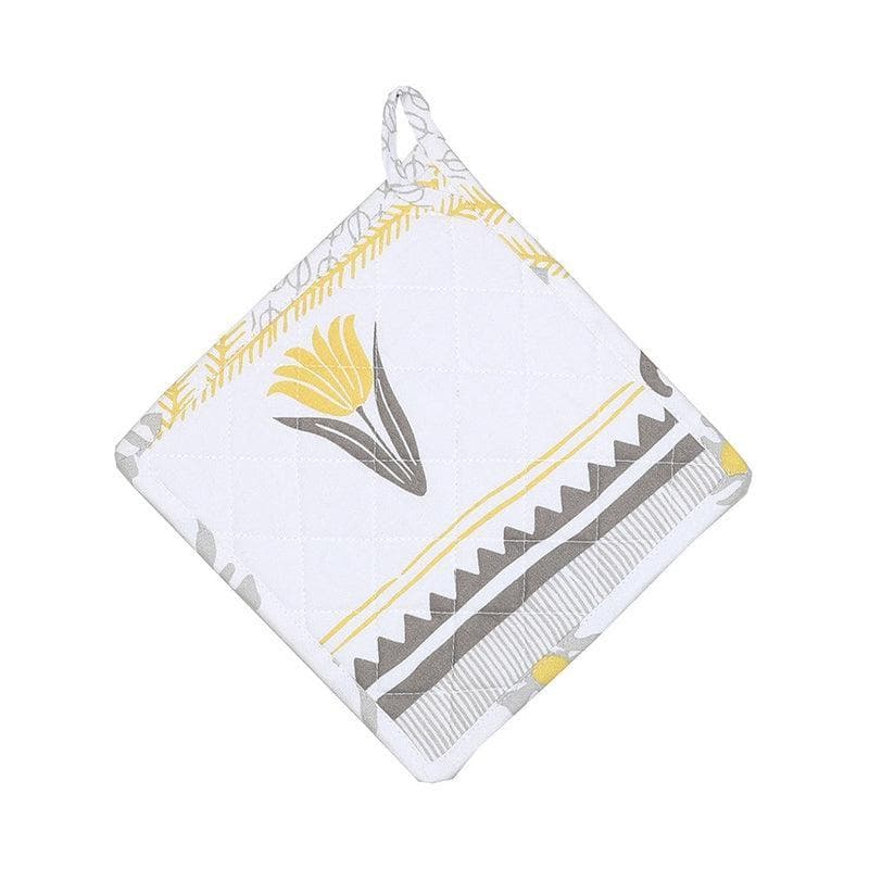 Buy Mrinaal Kitchen Set - Yellow Kitchen Linen Set from Vaaree