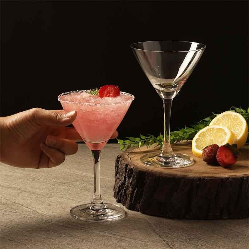 Buy Mia Martini Glass (200 ml ) - Set Of Two Cocktail Glasses from Vaaree