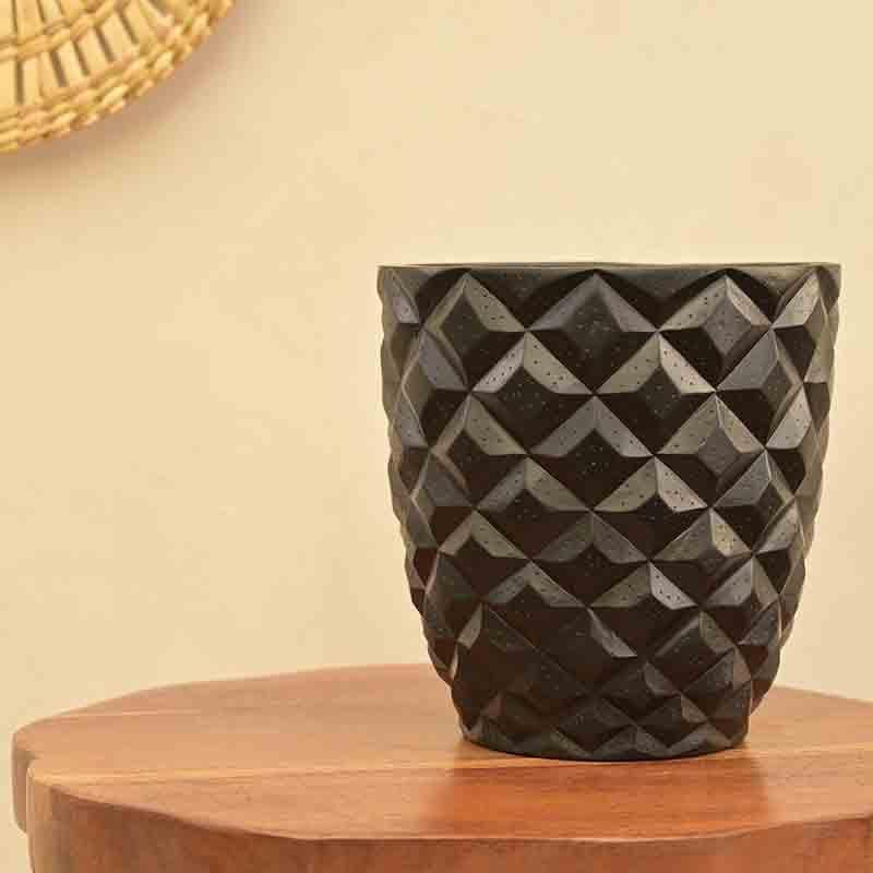 Buy UGAOO Planter Heraldry Vase Taper Round - Black Pots & Planters from Vaaree