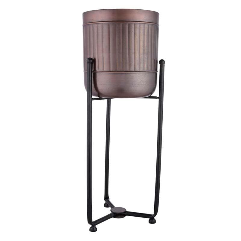 Buy Vertical Lines Copper Planter Pots & Planters from Vaaree