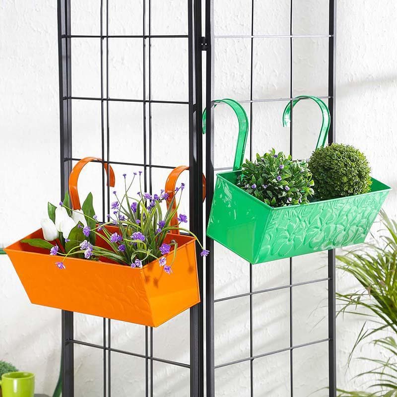 Buy Yin & Yang Planter Set- Green/Orange Pots & Planters from Vaaree