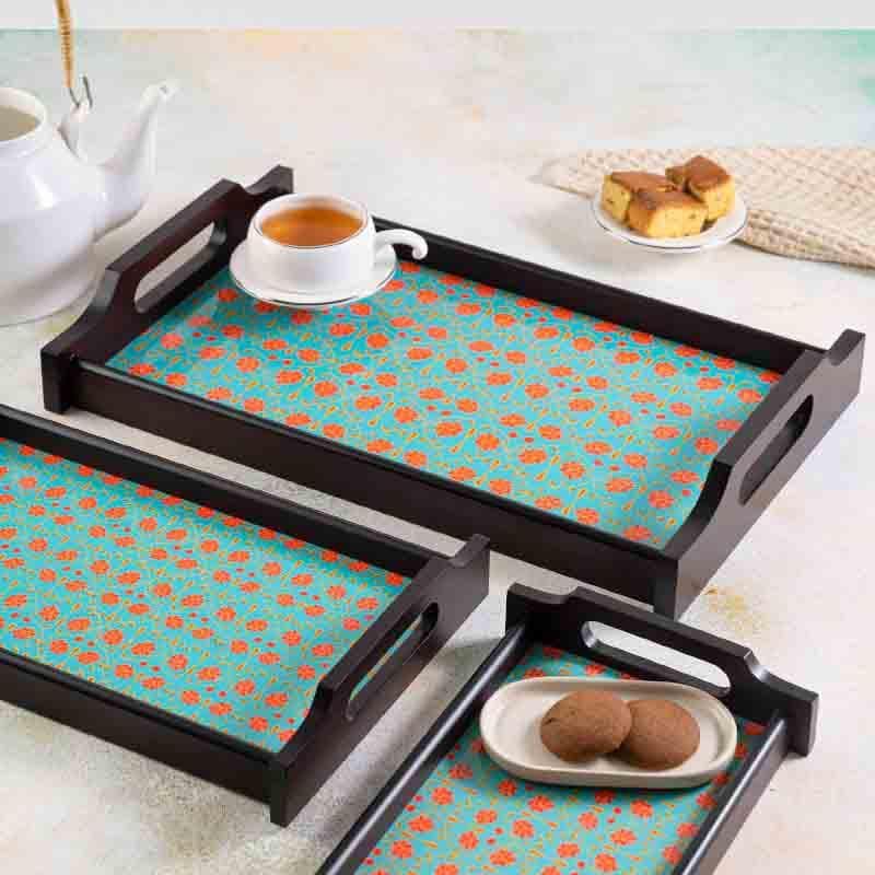 Buy Magnate Mughal Green Wooden Tray Serving Tray from Vaaree