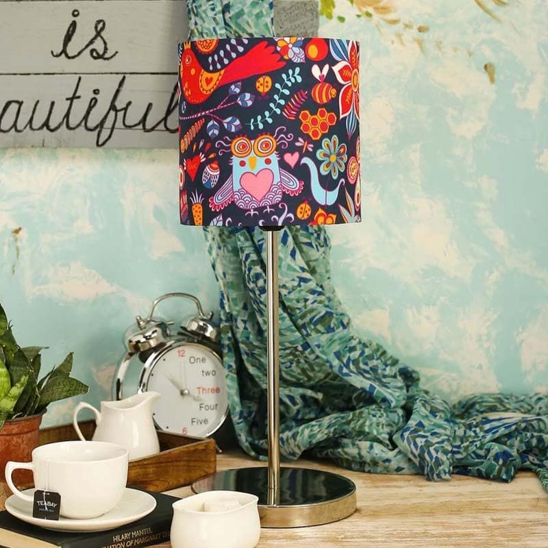 Buy Birdie Went Quirkie Lamp Table Lamp from Vaaree