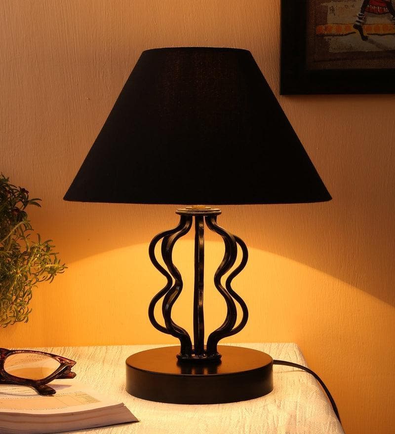 Buy Iggly Wiggly Table Lamp- Black Table Lamp from Vaaree