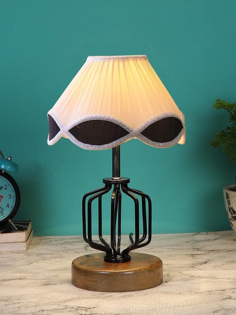 Buy Vinatge Cosmo Table Lamp Table Lamp from Vaaree