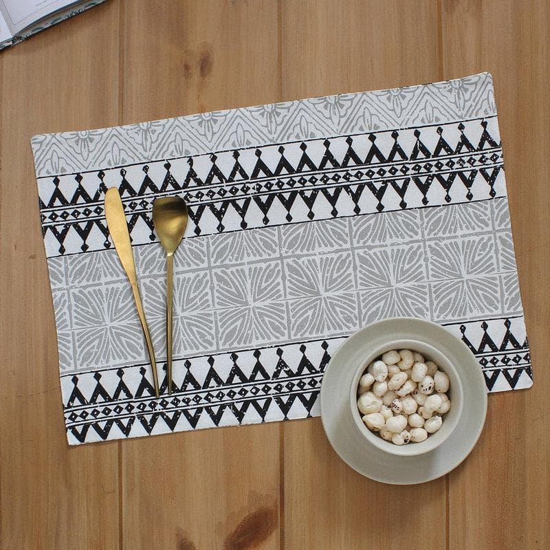 Buy Black Lattice Placemat Table Mats from Vaaree