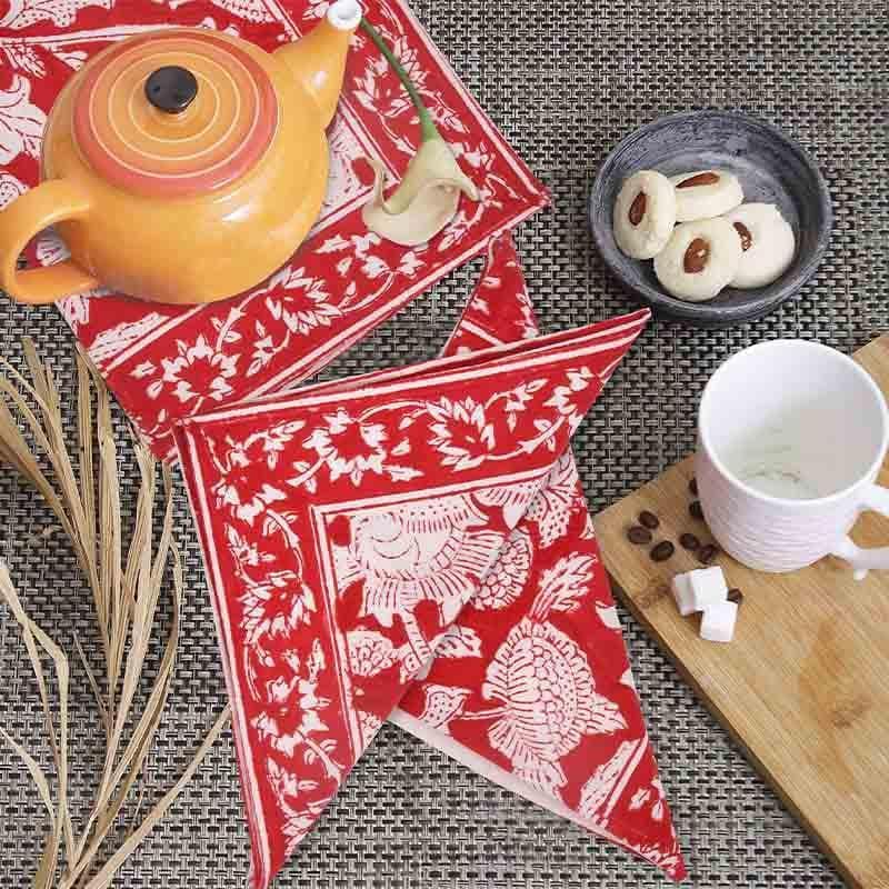 Buy Mehr Handblocked Table Napkin - Red Table Napkins from Vaaree