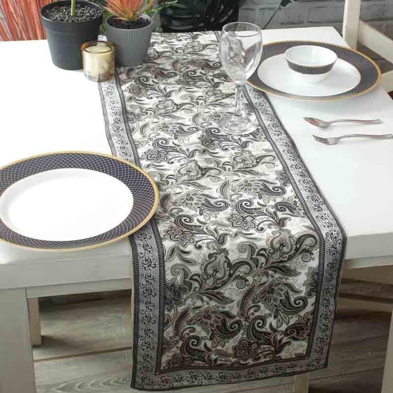 Buy Persian Paisley Table Runner Table Runner from Vaaree