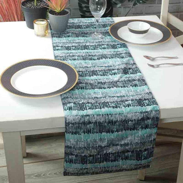 Buy Scribbled Table Runner Table Runner from Vaaree