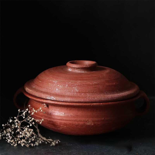 Buy Epiphany Clay Urali Pot With Lid / 10 Inches Handi from Vaaree