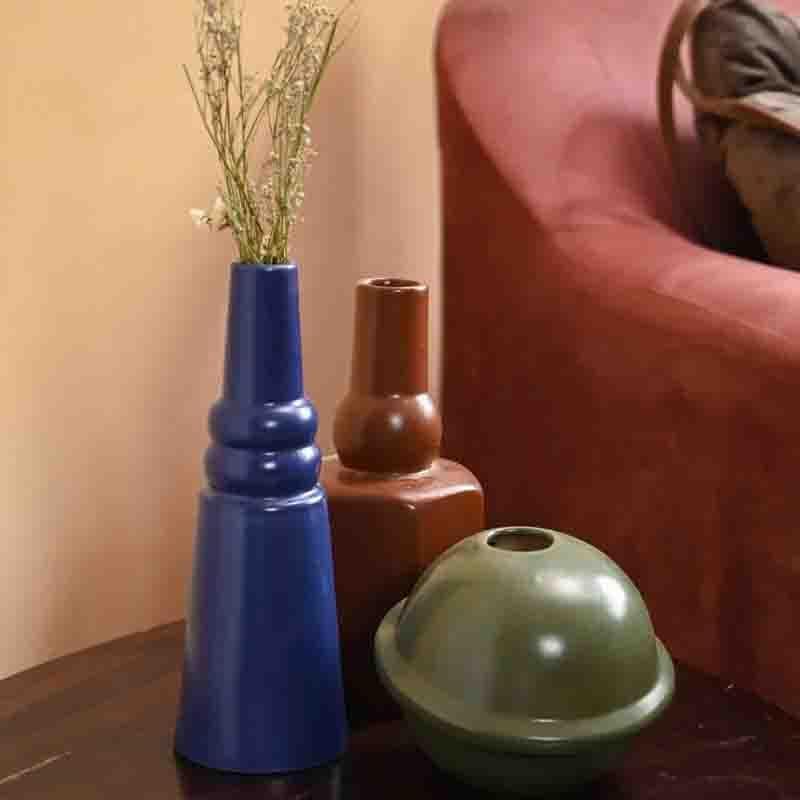 Buy Around the World Vase- Set Of Three Vase from Vaaree