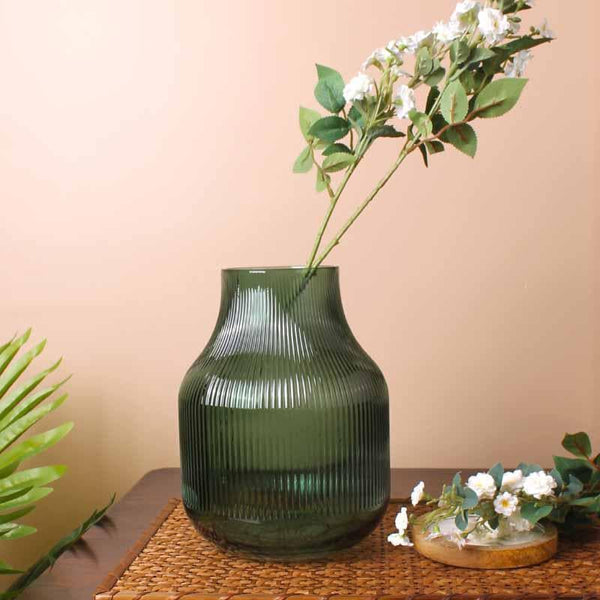 Buy Bella Ribbed Vase - Green Vase from Vaaree