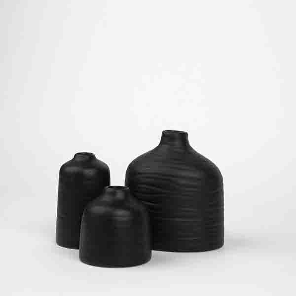 Buy Black Family Vase Vase from Vaaree